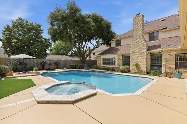 17107 Post Oak Hollow, Spring, TX 77379