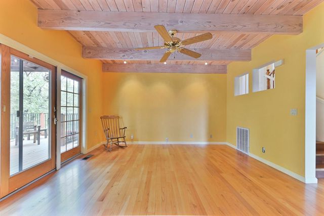 472 Redbud Ct, Murphys, CA 95247