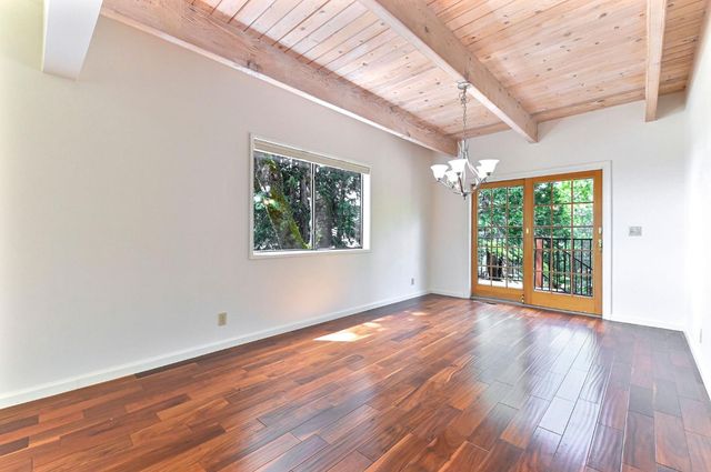 472 Redbud Ct, Murphys, CA 95247