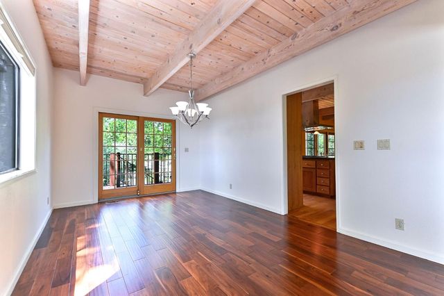 472 Redbud Ct, Murphys, CA 95247