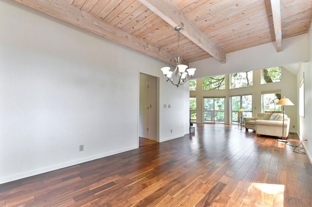 472 Redbud Ct, Murphys, CA 95247