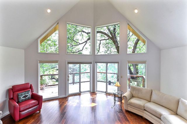 472 Redbud Ct, Murphys, CA 95247