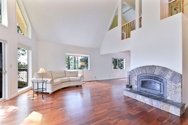 472 Redbud Ct, Murphys, CA 95247