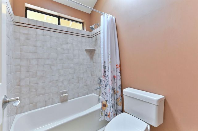 472 Redbud Ct, Murphys, CA 95247