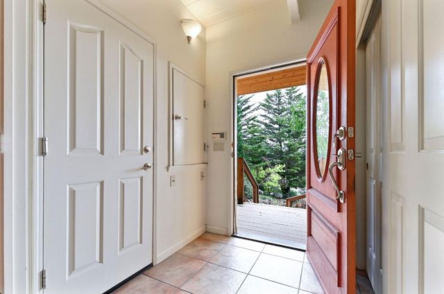 472 Redbud Ct, Murphys, CA 95247