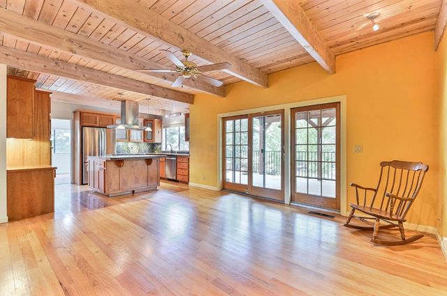 472 Redbud Ct, Murphys, CA 95247