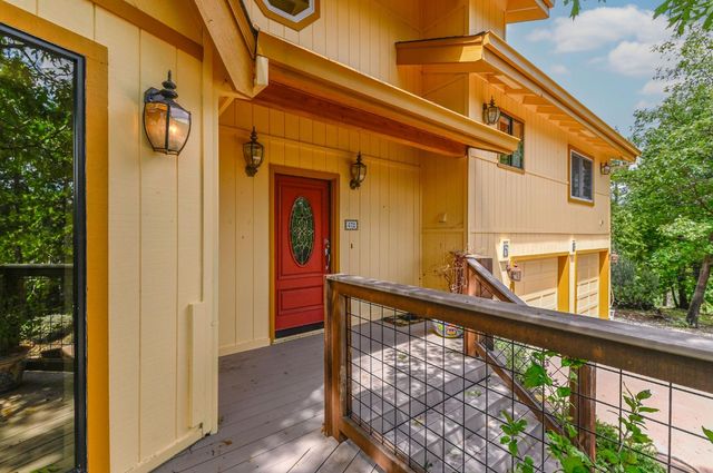 472 Redbud Ct, Murphys, CA 95247