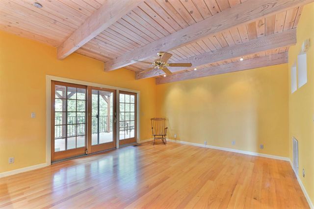 472 Redbud Ct, Murphys, CA 95247