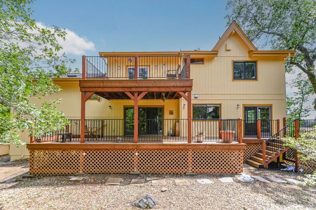 472 Redbud Ct, Murphys, CA 95247