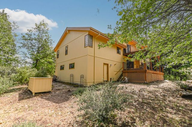 472 Redbud Ct, Murphys, CA 95247