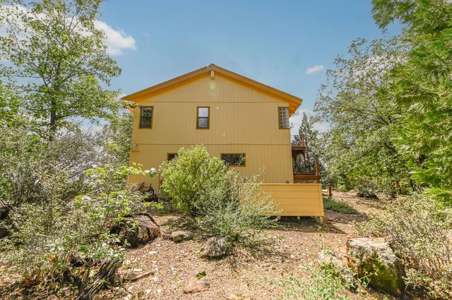 472 Redbud Ct, Murphys, CA 95247