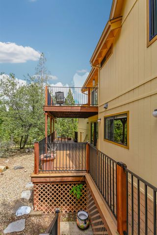 472 Redbud Ct, Murphys, CA 95247