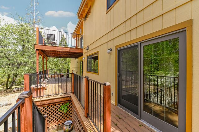 472 Redbud Ct, Murphys, CA 95247