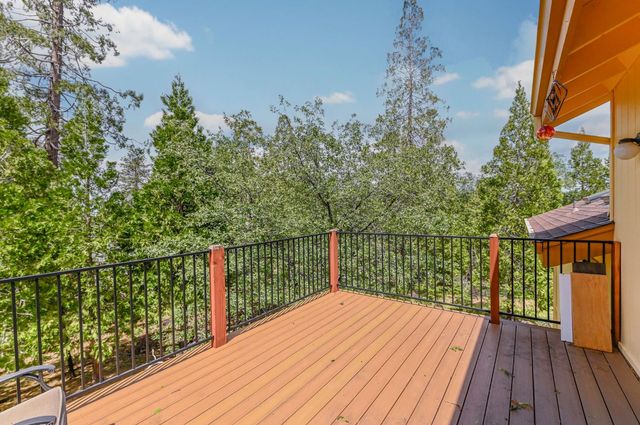 472 Redbud Ct, Murphys, CA 95247