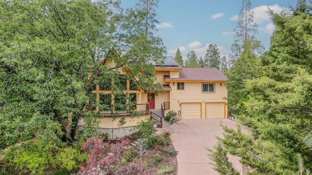 472 Redbud Ct, Murphys, CA 95247