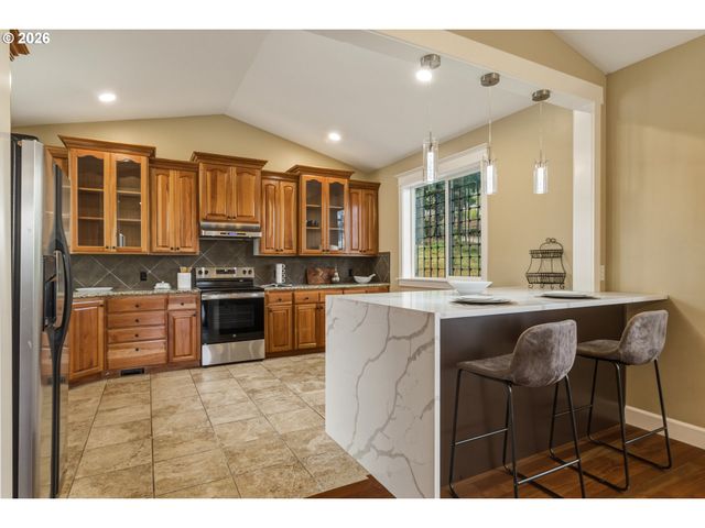 12989 Se MOUNTAIN GATE Rd, Happy Valley, OR 97086