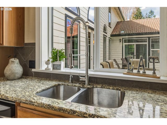 12989 Se MOUNTAIN GATE Rd, Happy Valley, OR 97086