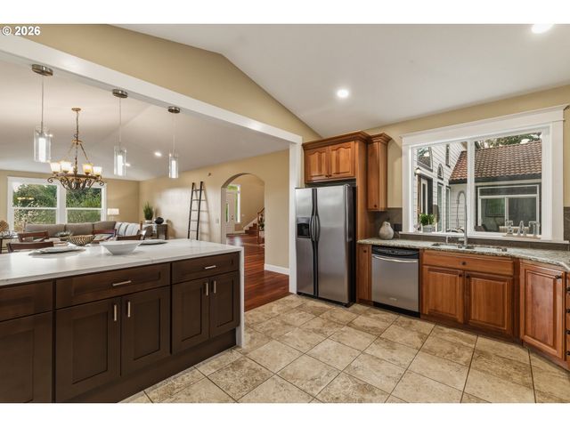 12989 Se MOUNTAIN GATE Rd, Happy Valley, OR 97086