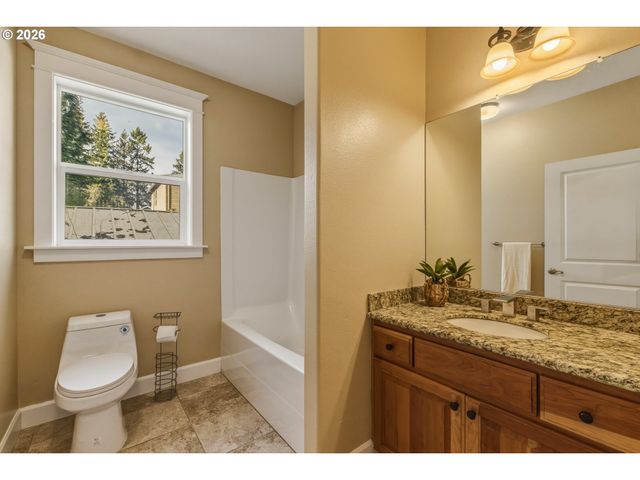 12989 Se MOUNTAIN GATE Rd, Happy Valley, OR 97086