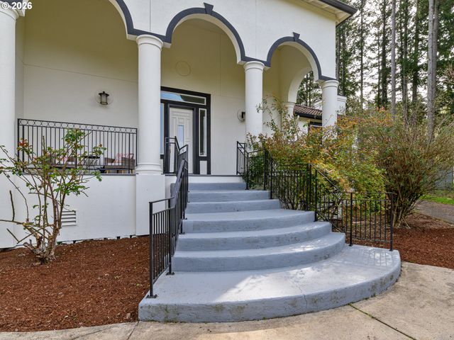 12989 Se MOUNTAIN GATE Rd, Happy Valley, OR 97086