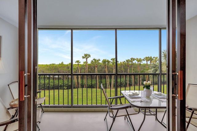 5059 N Highway A1a 203, Hutchinson Island, FL 34949