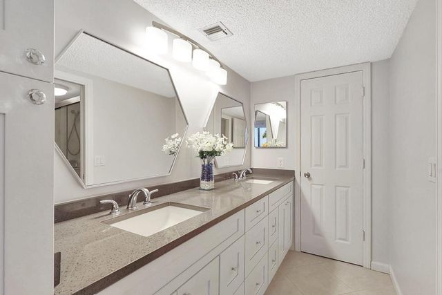 5059 N Highway A1a 203, Hutchinson Island, FL 34949