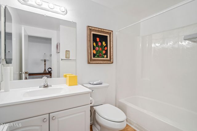 19427 Oak Crossing Road, Santa Clarita, CA 91321