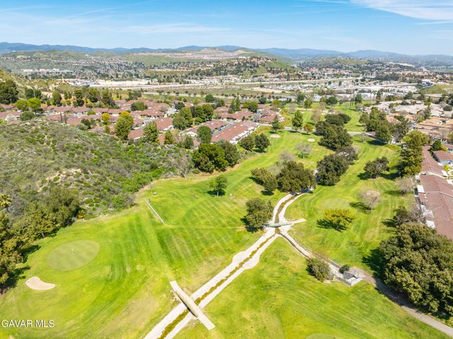 19427 Oak Crossing Road, Santa Clarita, CA 91321