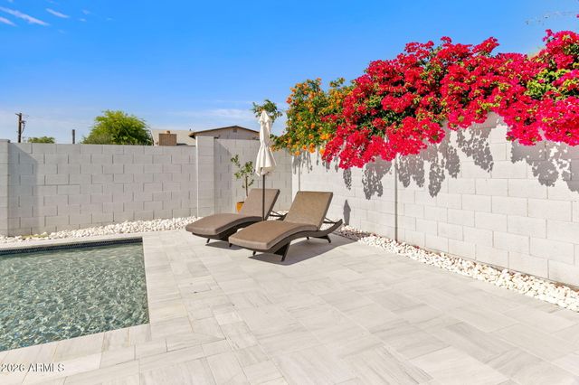 2750 E Yale Street, Phoenix, AZ 85008