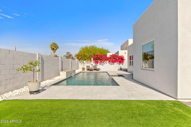 2750 E Yale Street, Phoenix, AZ 85008