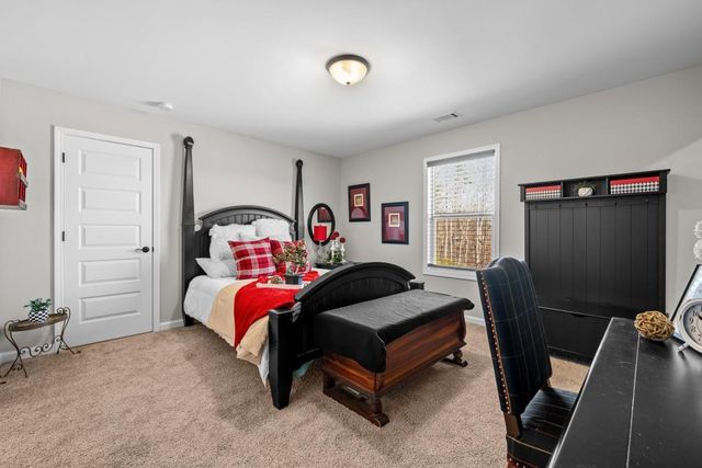 94 Hawks Trail, Waleska, GA 30183