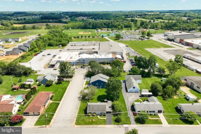 405 LUMBER ST, Littlestown, PA 17340