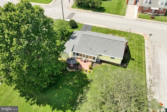 405 LUMBER ST, Littlestown, PA 17340
