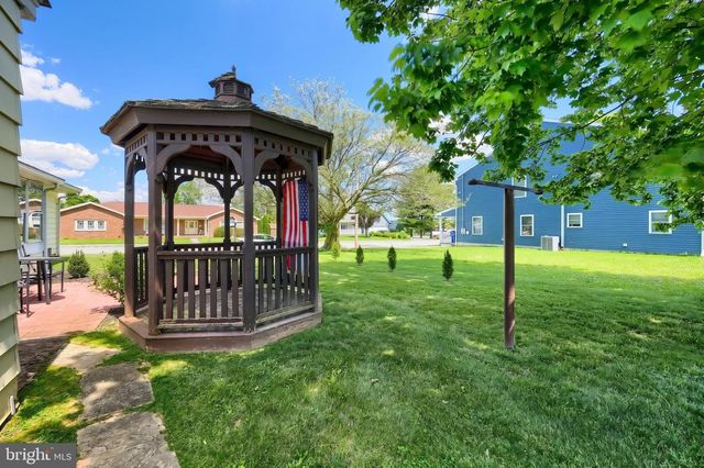 405 LUMBER ST, Littlestown, PA 17340