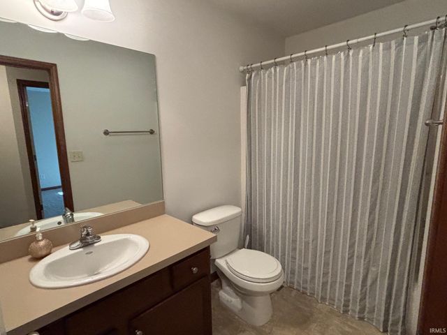 20065 Turquoise Lane, Goshen, IN 46528