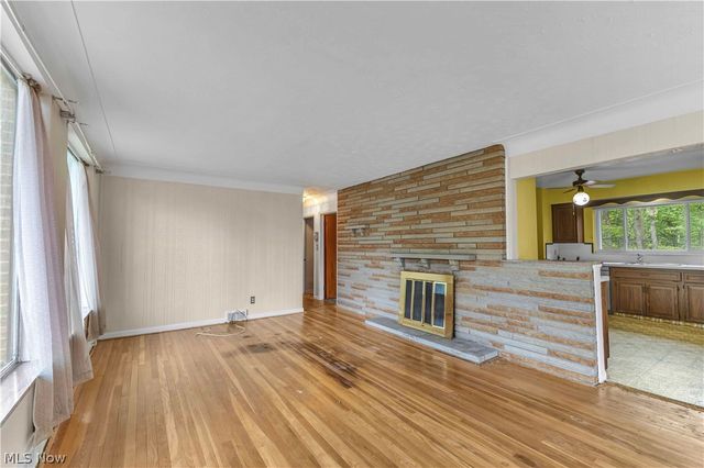 23290 Hilliard Boulevard, Westlake, OH 44145