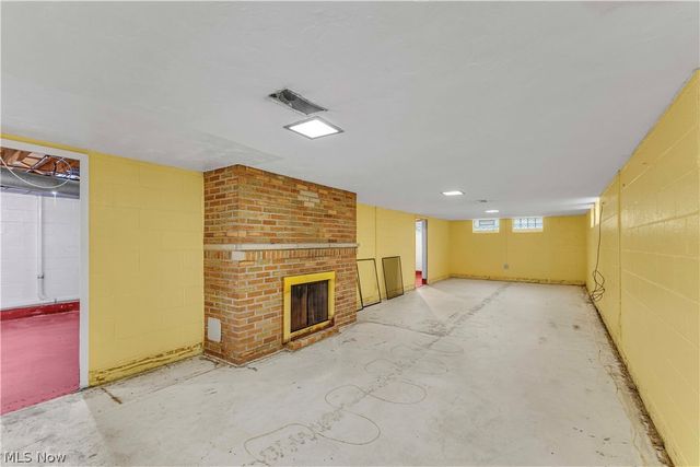 23290 Hilliard Boulevard, Westlake, OH 44145