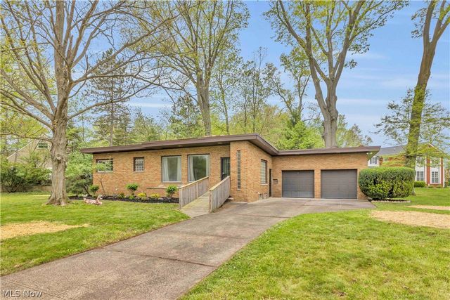 23290 Hilliard Boulevard, Westlake, OH 44145