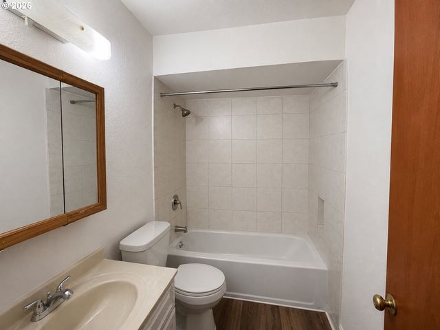 7661 N Vancouver Ave, Portland, OR 97217