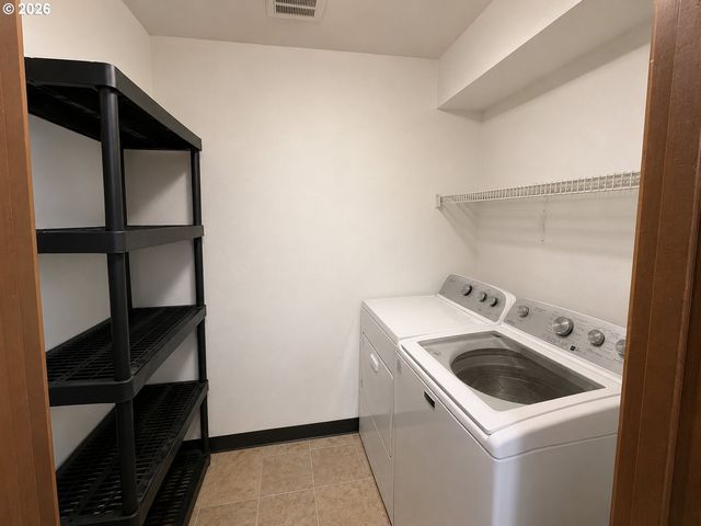 7661 N Vancouver Ave, Portland, OR 97217