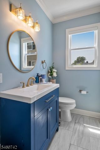 75 Bowlby St, Dover Town, NJ 07801