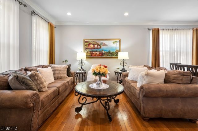 75 Bowlby St, Dover Town, NJ 07801