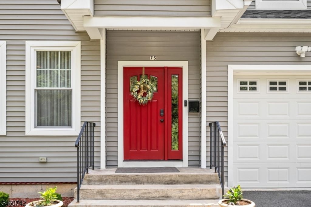 75 Bowlby St, Dover Town, NJ 07801 — photo 4