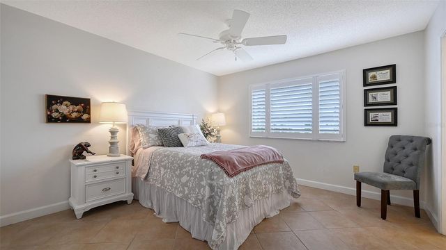 3904 ASHWOOD LANE 64, Sarasota, FL 34232