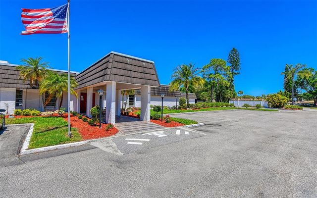 3904 ASHWOOD LANE 64, Sarasota, FL 34232