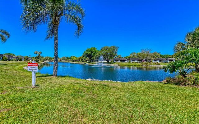 3904 ASHWOOD LANE 64, Sarasota, FL 34232
