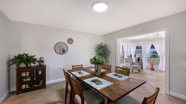 3904 ASHWOOD LANE 64, Sarasota, FL 34232