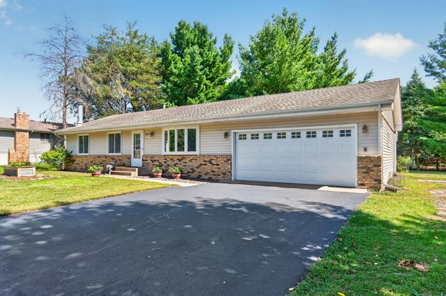 15233 Urbank Street NE, Ham Lake, MN 55304