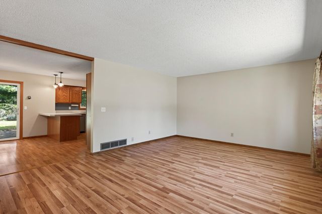 15233 Urbank Street NE, Ham Lake, MN 55304
