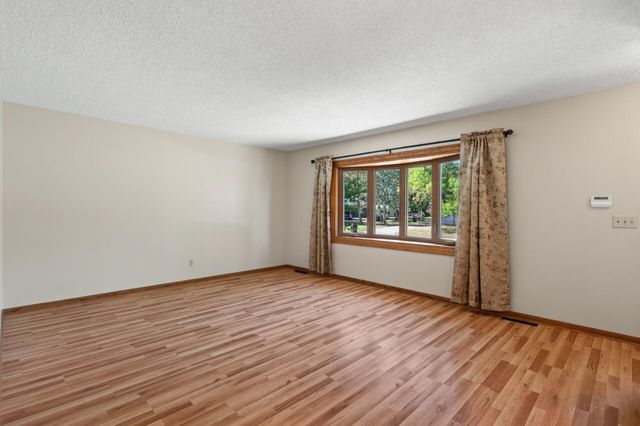 15233 Urbank Street NE, Ham Lake, MN 55304